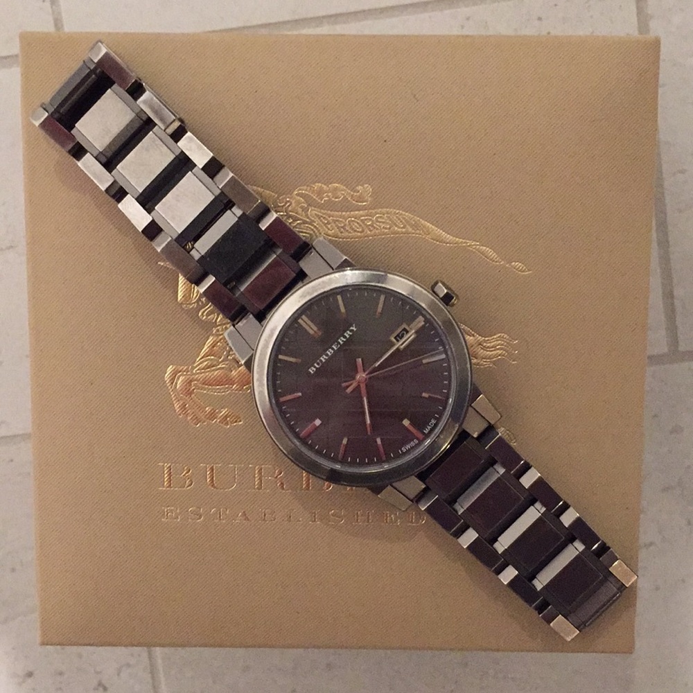 Men’s Burberry Watch.